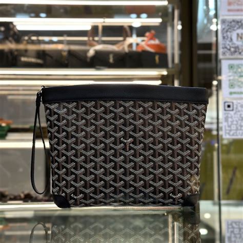 goyard rouette price|goyard conti pouch price.